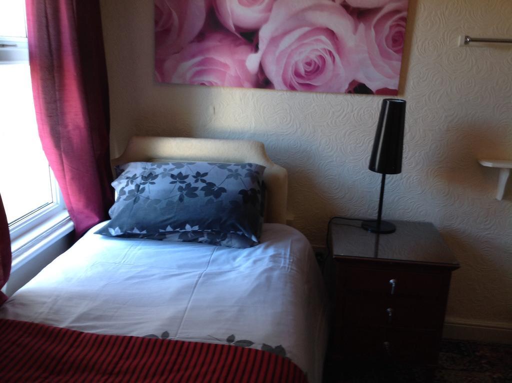 Cowley Hotel Μπλάκπουλ Εξωτερικό φωτογραφία